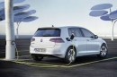 Une voiture électrique hors d'usage vaut 18 % de plus qu'une thermique