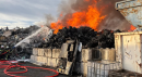 Bouches-du-Rhône (13) - Important incendie dans une casse automobile à Vitrolles